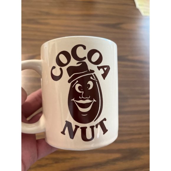 Houston Foods Cocoa Nut mugs set of two vintage cottage core - Picture 2 of 6